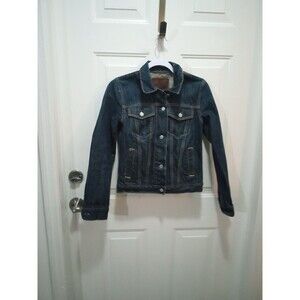 Jean Shop Made In The USA Women’s Blue Jean Jacket. Size S. B50
